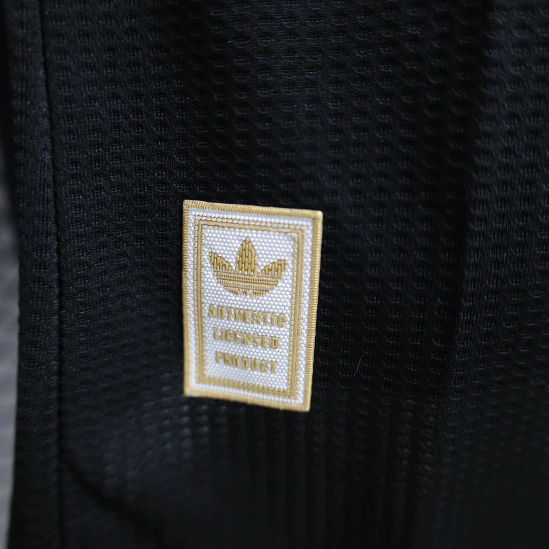 REAL MADRID BLACK V2